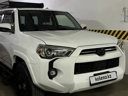 Toyota 4Runner 2022 года за 26 000 000 тг. в Алматы – фото 2