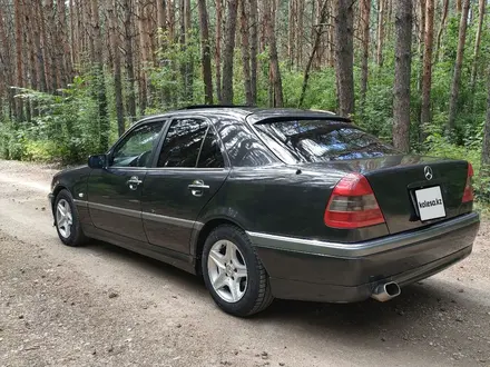 Mercedes-Benz C 280 1995 года за 2 800 000 тг. в Петропавловск – фото 3