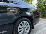 Volkswagen Passat 2011 года за 6 200 000 тг. в Алматы – фото 5