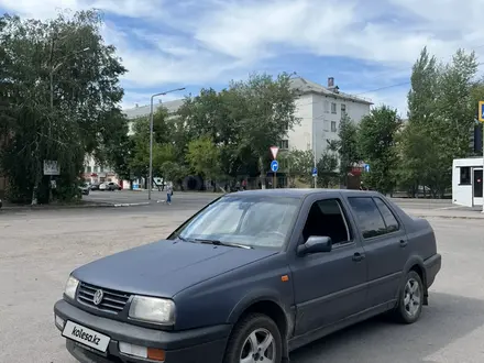 Volkswagen Vento 1994 года за 1 490 000 тг. в Астана