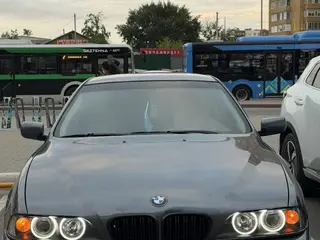 BMW 5 Series, 2001