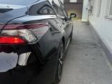 Toyota Camry 2021 годаүшін11 500 000 тг. в Алматы – фото 3