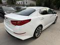 Kia K5 2014 года за 8 200 000 тг. в Алматы – фото 11
