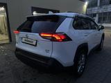 Toyota RAV4 2020 годаүшін14 500 000 тг. в Уральск – фото 3