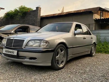 Mercedes-Benz C 280 1999 года за 3 050 000 тг. в Алматы – фото 2