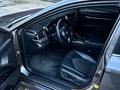 Toyota Camry 2019 года за 11 000 000 тг. в Атырау – фото 8