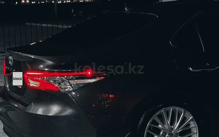 Toyota Camry 2020 года за 8 500 000 тг. в Атырау