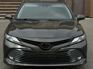 Toyota Camry, 2020