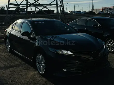 Toyota Camry 2020 года за 8 500 000 тг. в Атырау – фото 10