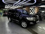 Toyota Land Cruiser 2017 года за 39 700 000 тг. в Астана