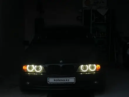 BMW 528 2000 года за 4 100 000 тг. в Шымкент