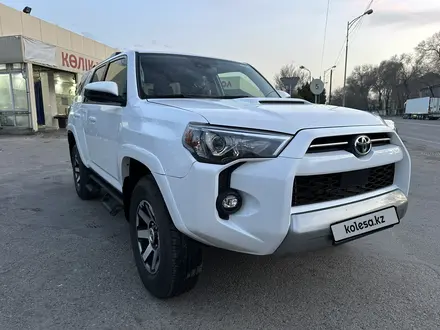 Toyota 4Runner 2023 года за 30 000 000 тг. в Алматы – фото 3