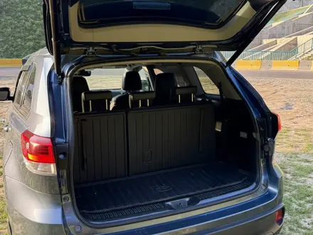Toyota Highlander 2019 года за 15 900 000 тг. в Алматы – фото 10