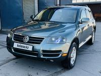 Volkswagen Touareg 2004 годаүшін5 500 000 тг. в Алматы