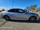 Toyota Camry 2019 года за 11 999 000 тг. в Жанаозен – фото 5