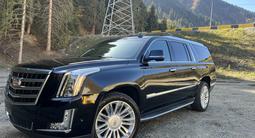 Cadillac Escalade 2016 годаfor24 900 000 тг. в Алматы