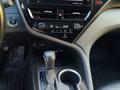 Toyota Camry 2022 года за 14 000 000 тг. в Алматы – фото 7
