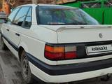 Volkswagen Passat 1991 годаүшін1 300 000 тг. в Караганда – фото 2