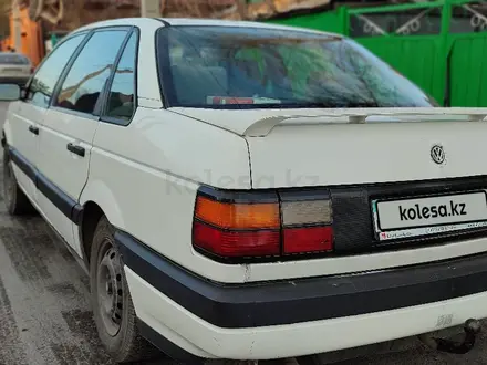 Volkswagen Passat 1991 года за 1 300 000 тг. в Караганда – фото 2