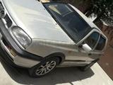 Volkswagen Golf 1995 года за 1 500 000 тг. в Шымкент – фото 2