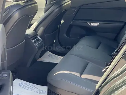 Lexus ES 350 Premium 2026 года за 43 990 000 тг. в Актобе – фото 14