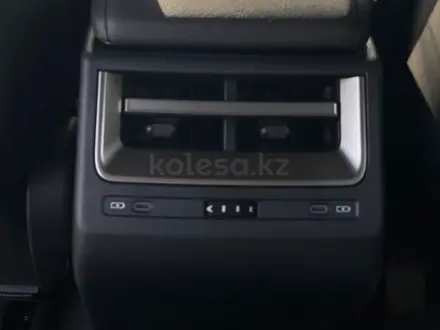 Lexus ES 350 Premium 2026 года за 43 990 000 тг. в Актобе – фото 20