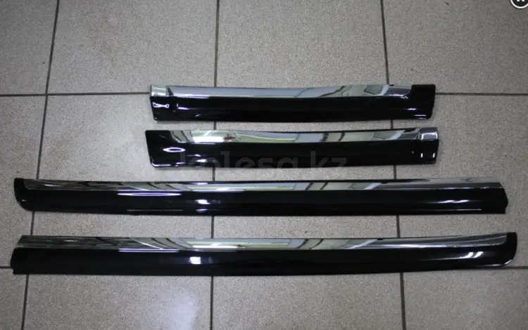 Молдинги на двери Land Cruiser Prado 150 за 30 000 тг. в Алматы