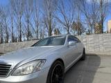 Mercedes-Benz S 350 2006 годаүшін9 200 000 тг. в Астана – фото 5