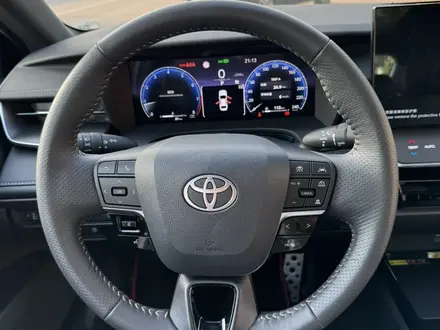 Toyota Camry 2024 года за 17 550 000 тг. в Алматы – фото 19