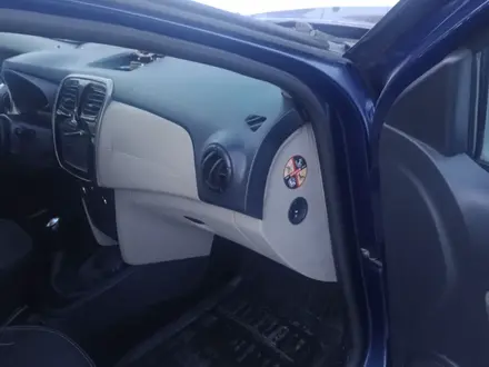 Renault Logan 2014 года за 2 750 000 тг. в Усть-Каменогорск – фото 3