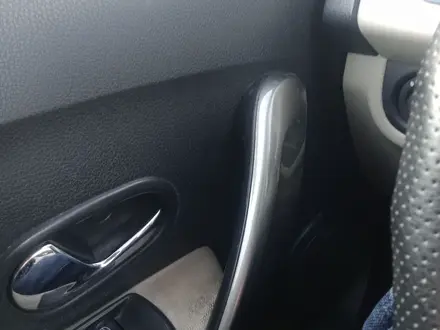 Renault Logan 2014 года за 2 750 000 тг. в Усть-Каменогорск – фото 8
