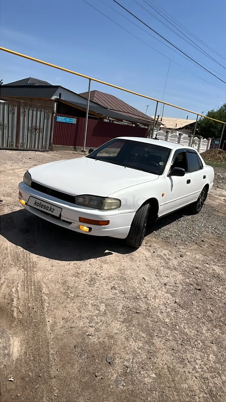 Toyota Camry, 1991