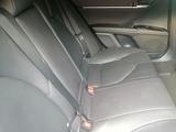 Toyota Camry 2020 года за 12 500 000 тг. в Рудный – фото 4