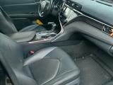 Toyota Camry 2020 года за 12 500 000 тг. в Рудный – фото 5