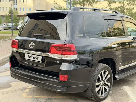 Toyota Land Cruiser 2018 года за 35 555 555 тг. в Алматы – фото 10