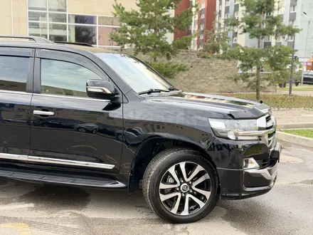 Toyota Land Cruiser 2018 года за 35 555 555 тг. в Алматы – фото 12