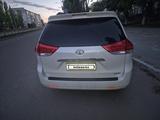 Toyota Sienna 2013 годаүшін14 000 000 тг. в Рудный – фото 2