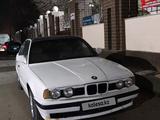BMW 520 1993 года за 600 000 тг. в Сарыагаш – фото 2