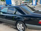 Mercedes-Benz E 200 1993 года за 1 900 000 тг. в Шымкент – фото 4