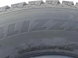 Шины всесезонка Bridgestone за 120 000 тг. в Усть-Каменогорск – фото 2