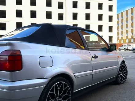 Volkswagen Golf 1998 года за 2 500 000 тг. в Актобе – фото 2