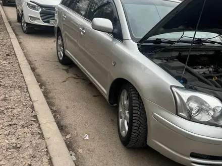 Toyota Avensis 2004 года за 6 000 000 тг. в Алматы – фото 6