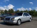 Mercedes-Benz E 200 1998 годаfor2 850 000 тг. в Петропавловск – фото 5