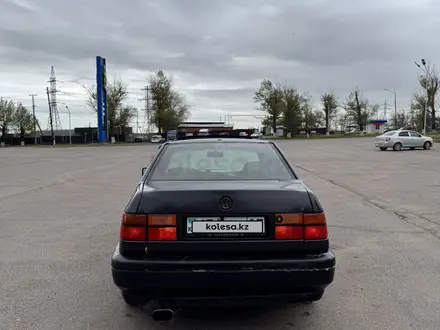 Volkswagen Vento 1992 года за 1 200 000 тг. в Алматы – фото 4