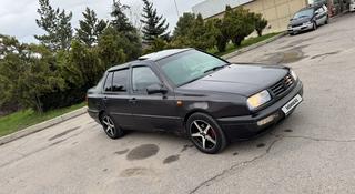 Volkswagen Vento 1992 года за 1 200 000 тг. в Алматы