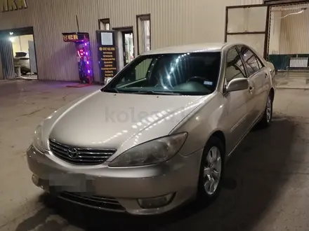 Toyota Camry, 2005