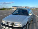 Volkswagen Vento 1992 года за 1 380 000 тг. в Астана – фото 2