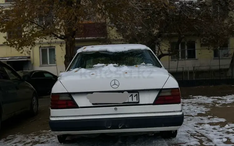 Mercedes-Benz E 220 1993 года за 1 600 000 тг. в Байконыр