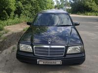 Mercedes-Benz C 180 1998 года за 2 300 000 тг. в Караганда