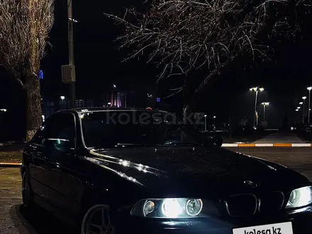 BMW 530 2003 года за 4 500 000 тг. в Тараз – фото 3